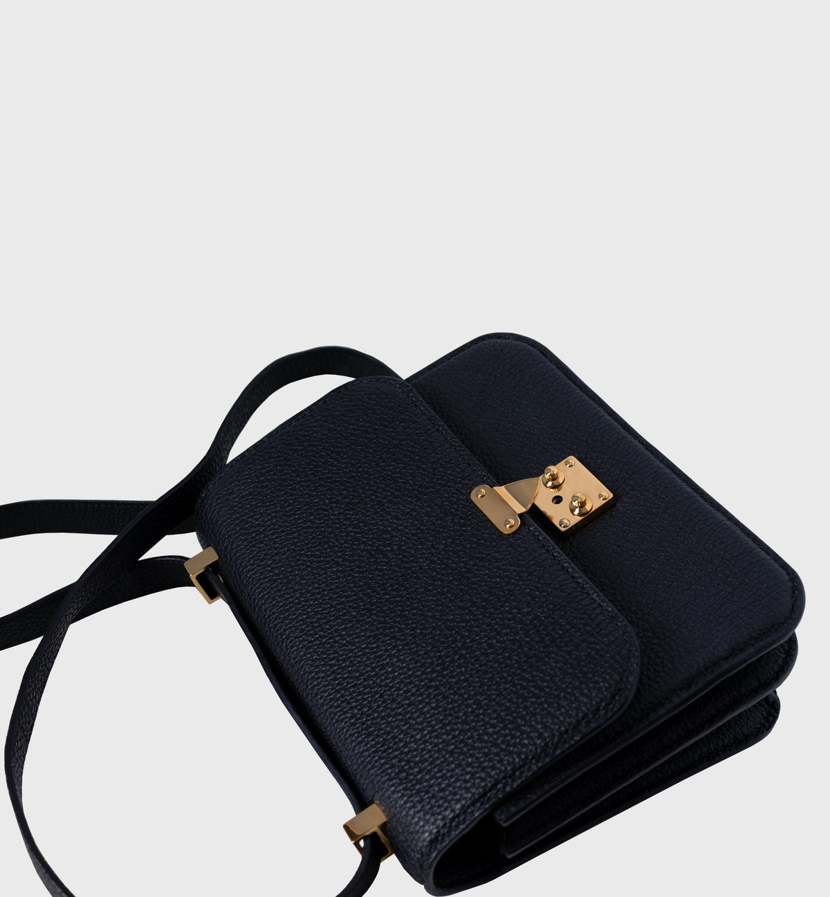 Andrea 23 Shoulder Bag